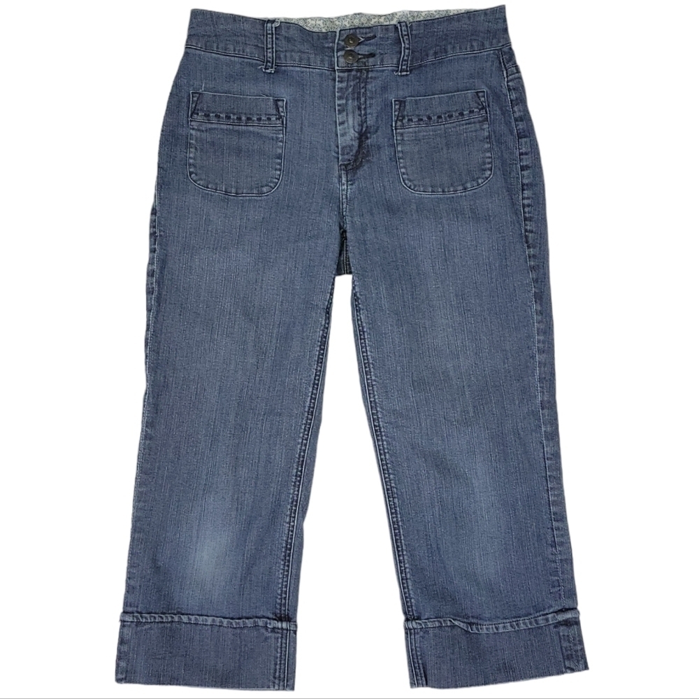 Chico's Platinum Denim Flat  Cropped Jeans Size‎ 0.5/6 Dark Wash Ultimate Fit